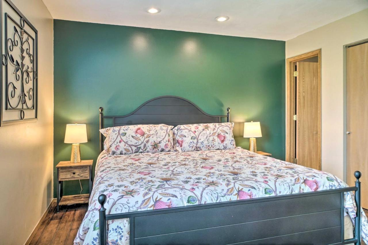 Pet-Friendly Branson Retreat With Pool And Golf Access Apartment Exterior photo